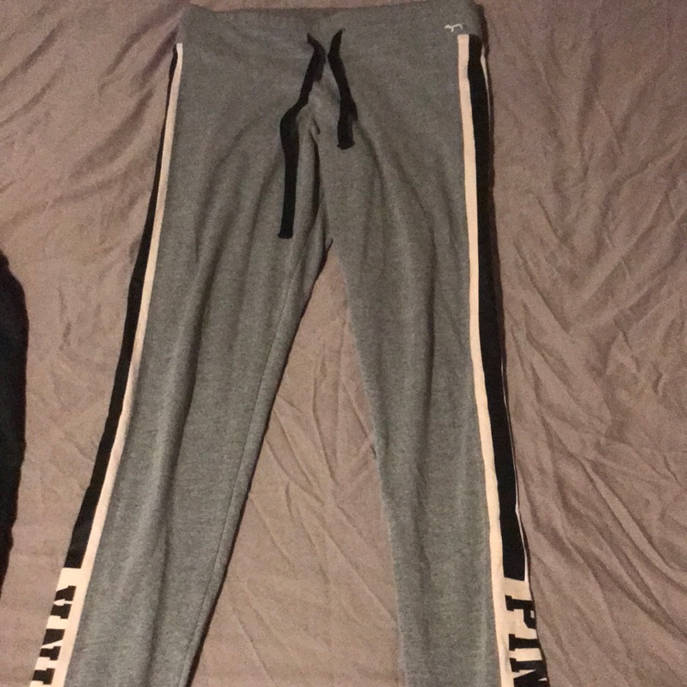 Victoria’s Secret pink leggings